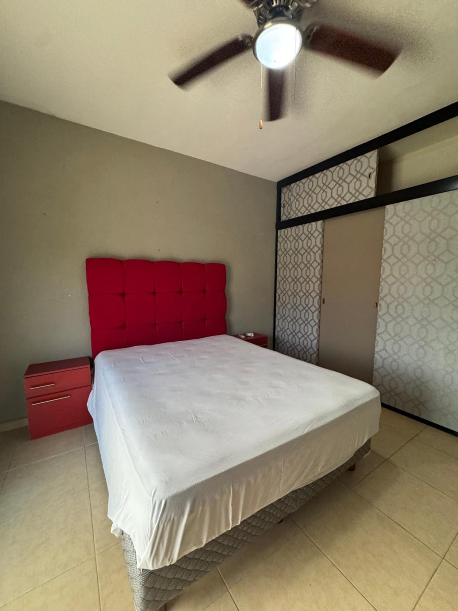 Privada De Renta Mensual Villa *